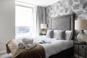 Luxury 5* Heart of The City, Fabulous Views